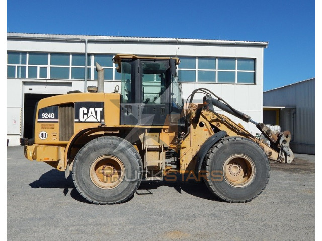 Kolový nakladač CAT 924G 